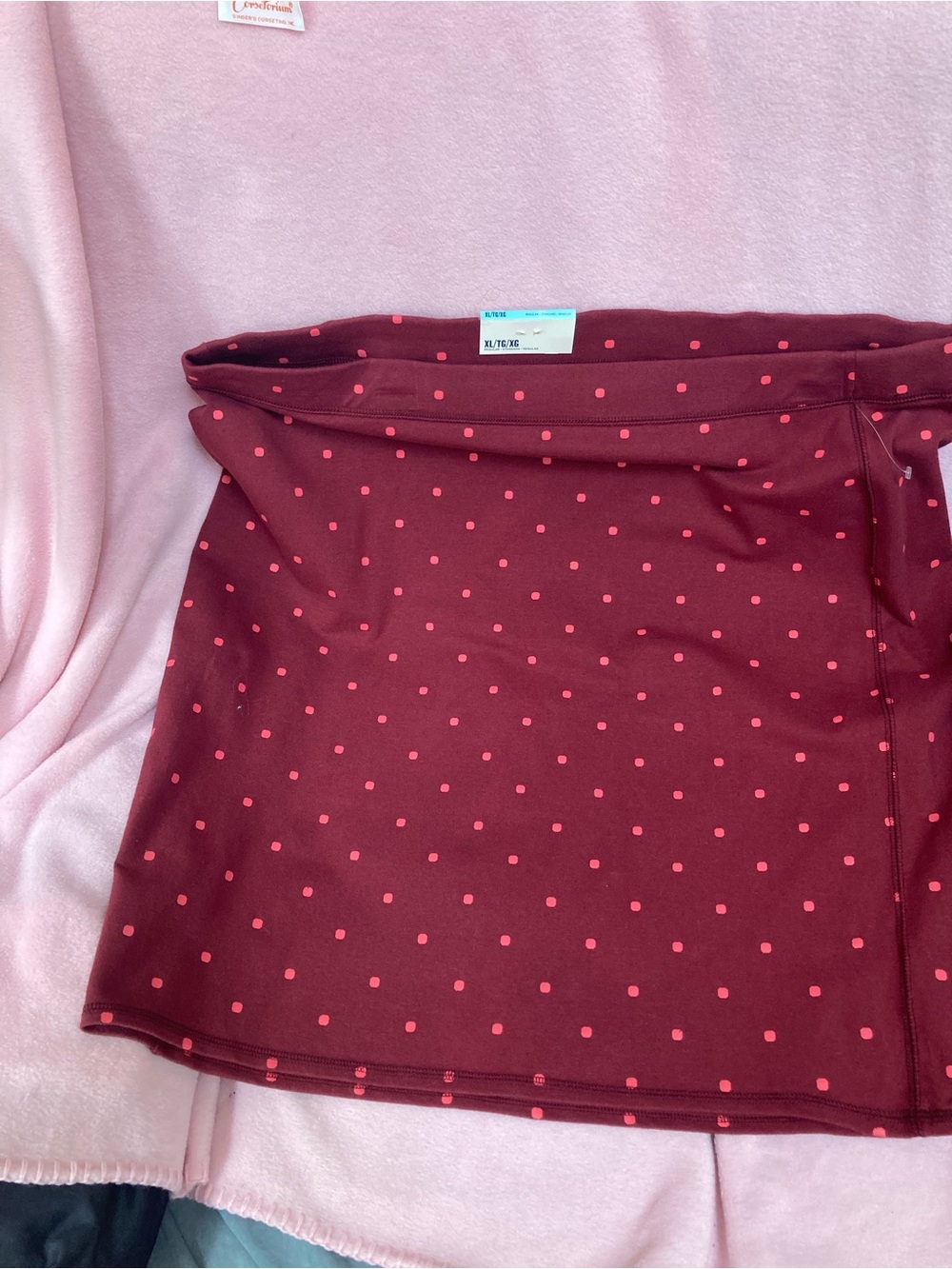 Old Navy Burgundy Mini Skirt with Pink Polka Dots XL New with tags